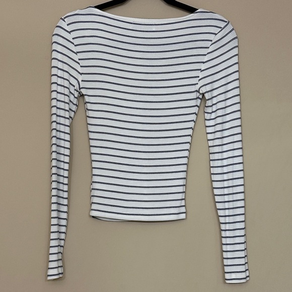 UO Stripped Top - Picture 4 of 9